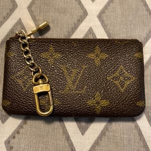 Louis Vuitton Vintage Key Clea
